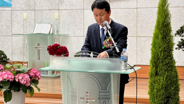 사회 : 이치운 목사(선교부 총무)